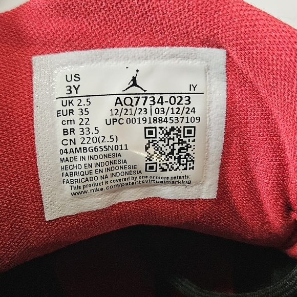 Nike Jordan Courtside 23 (PS) BlackGym Red Particle Kids Sneakers Sizy 3Y - Picture 6 of 8